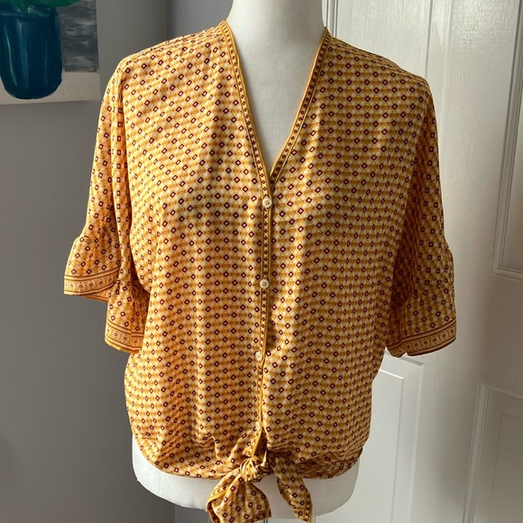 Max Studio Tops - Gold yellow tie waist blouse top S